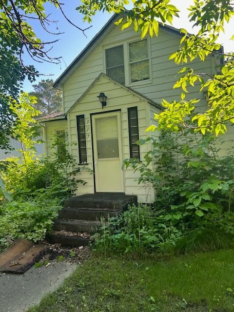 Homes For Sale - 317 1st Avenue<br/> Hankinson, ND 58041