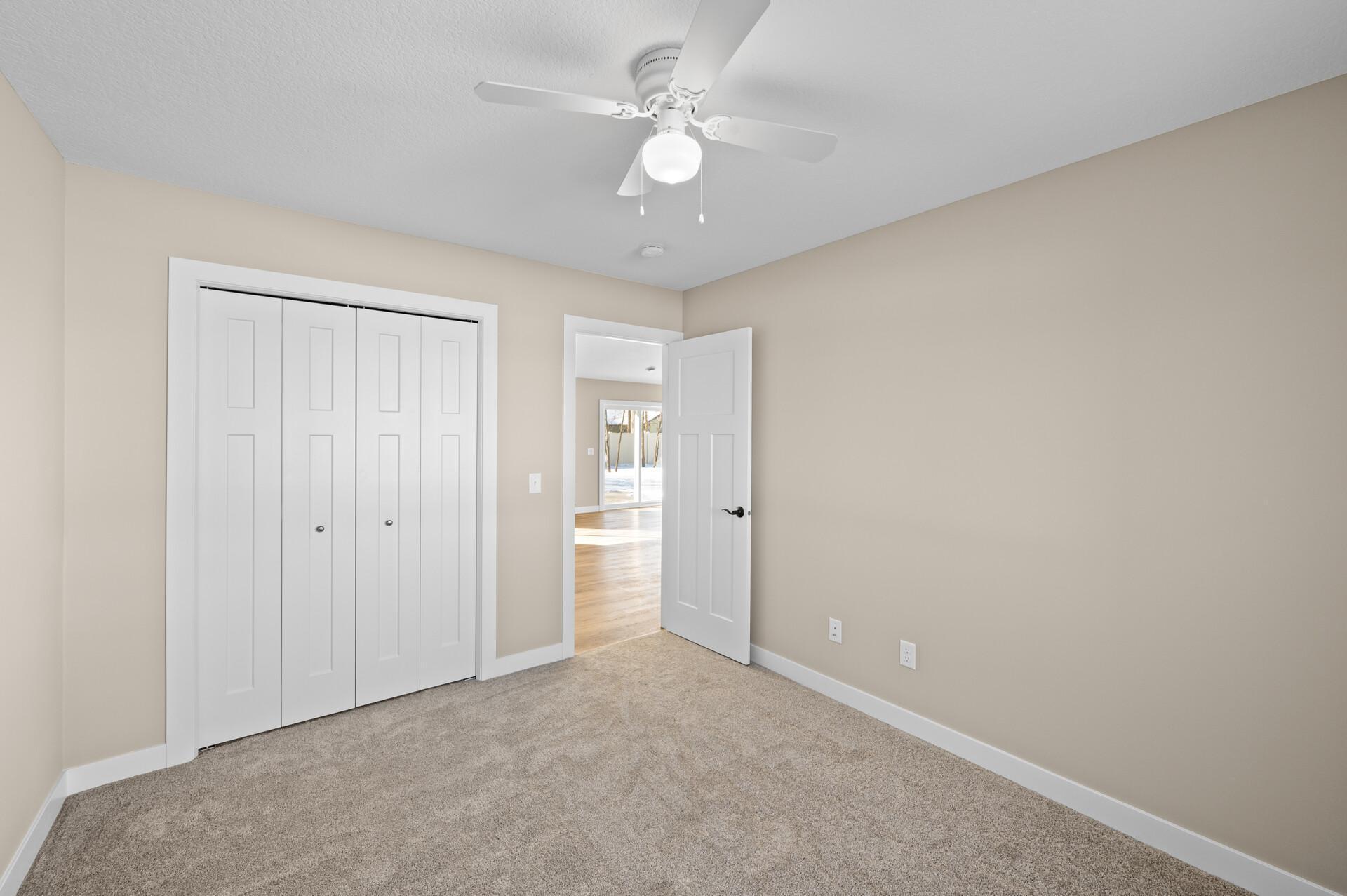38636 Hawthorne Avenue, North Branch, Minnesota image 14