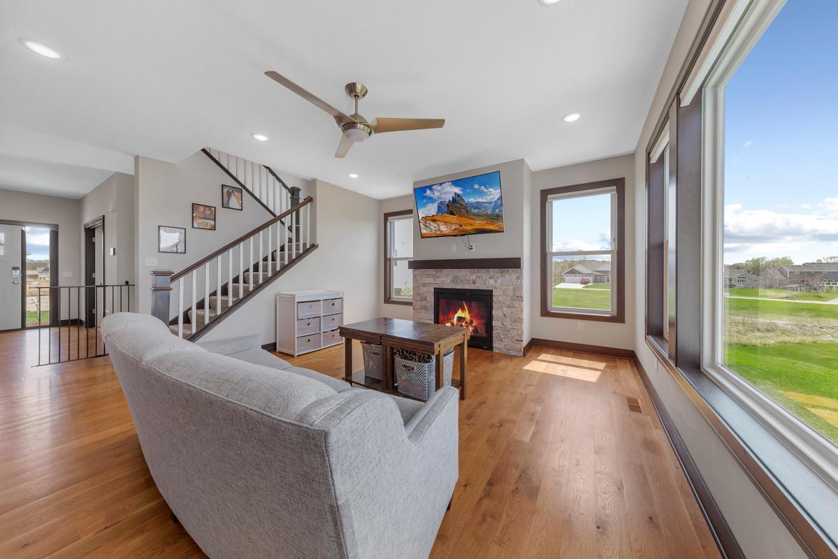 2120 Violet Lane, Faribault, Minnesota image 11