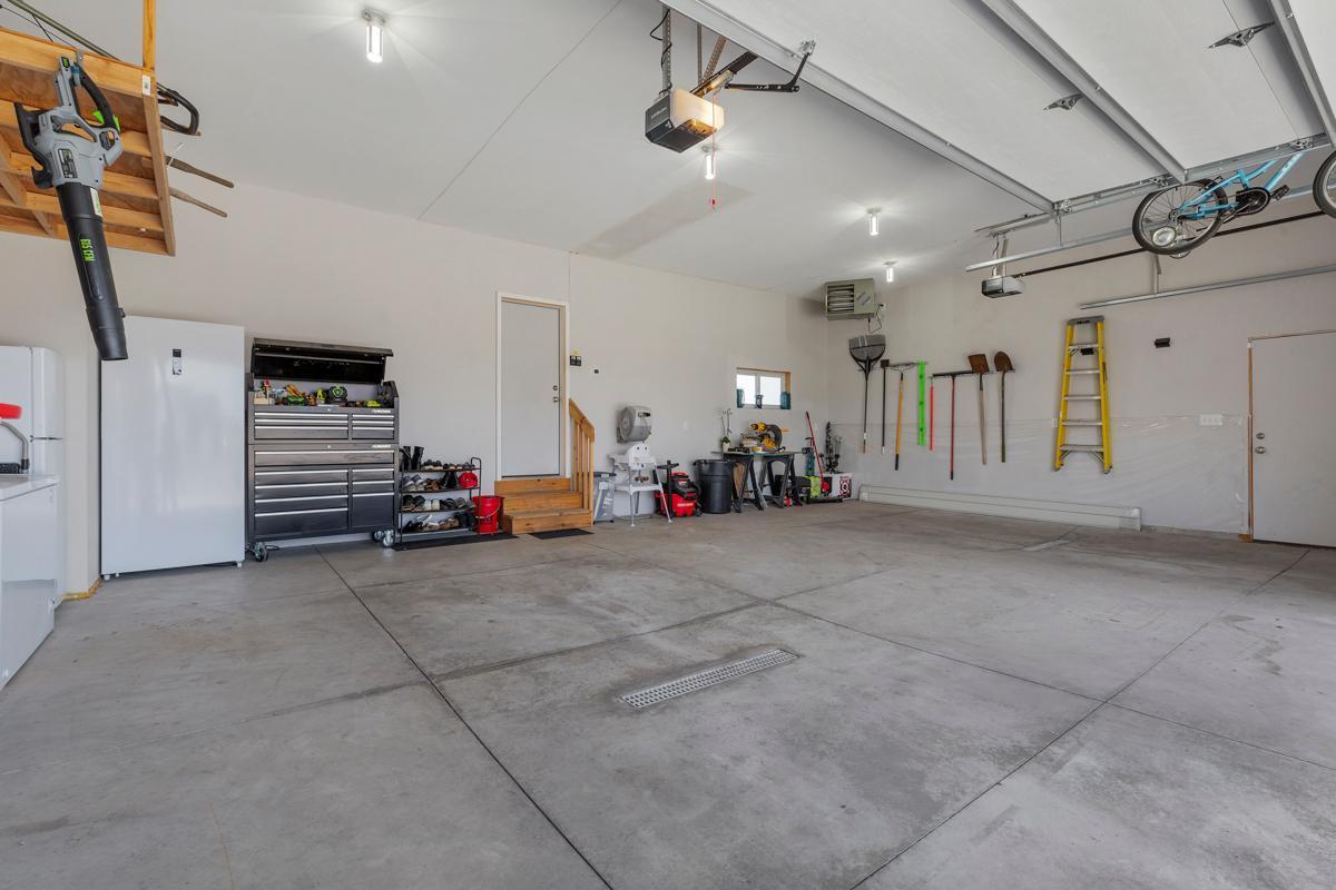 2120 Violet Lane, Faribault, Minnesota image 39