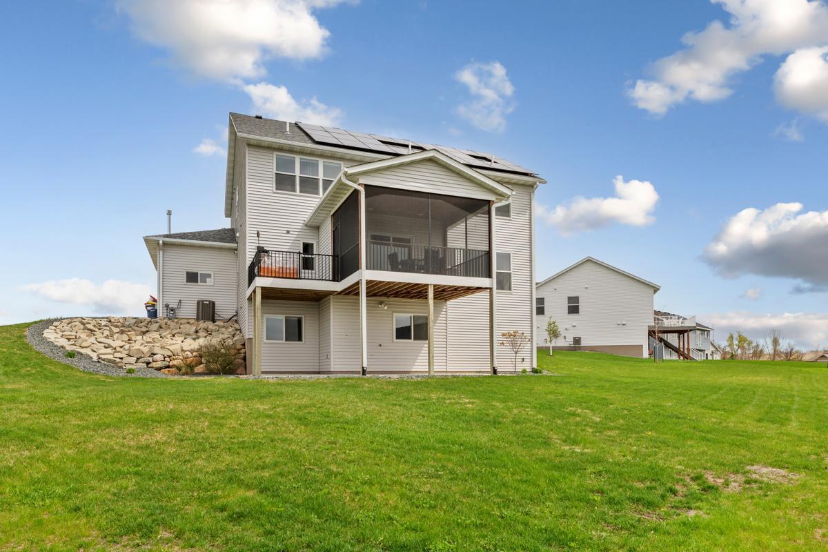 2120 Violet Lane, Faribault, Minnesota image 6