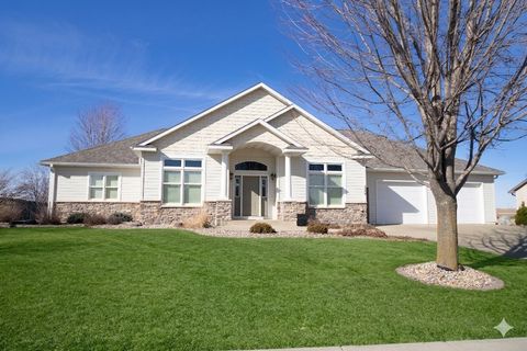 Homes For Sale - 508 Vangsness Street<br/> Mower County, Adams, MN 55909