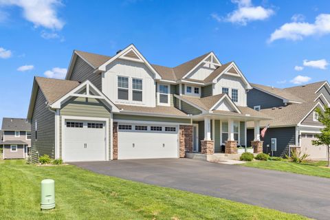 Homes For Sale - 7217 Purple Parkway<br/> Chanhassen, MN 55317