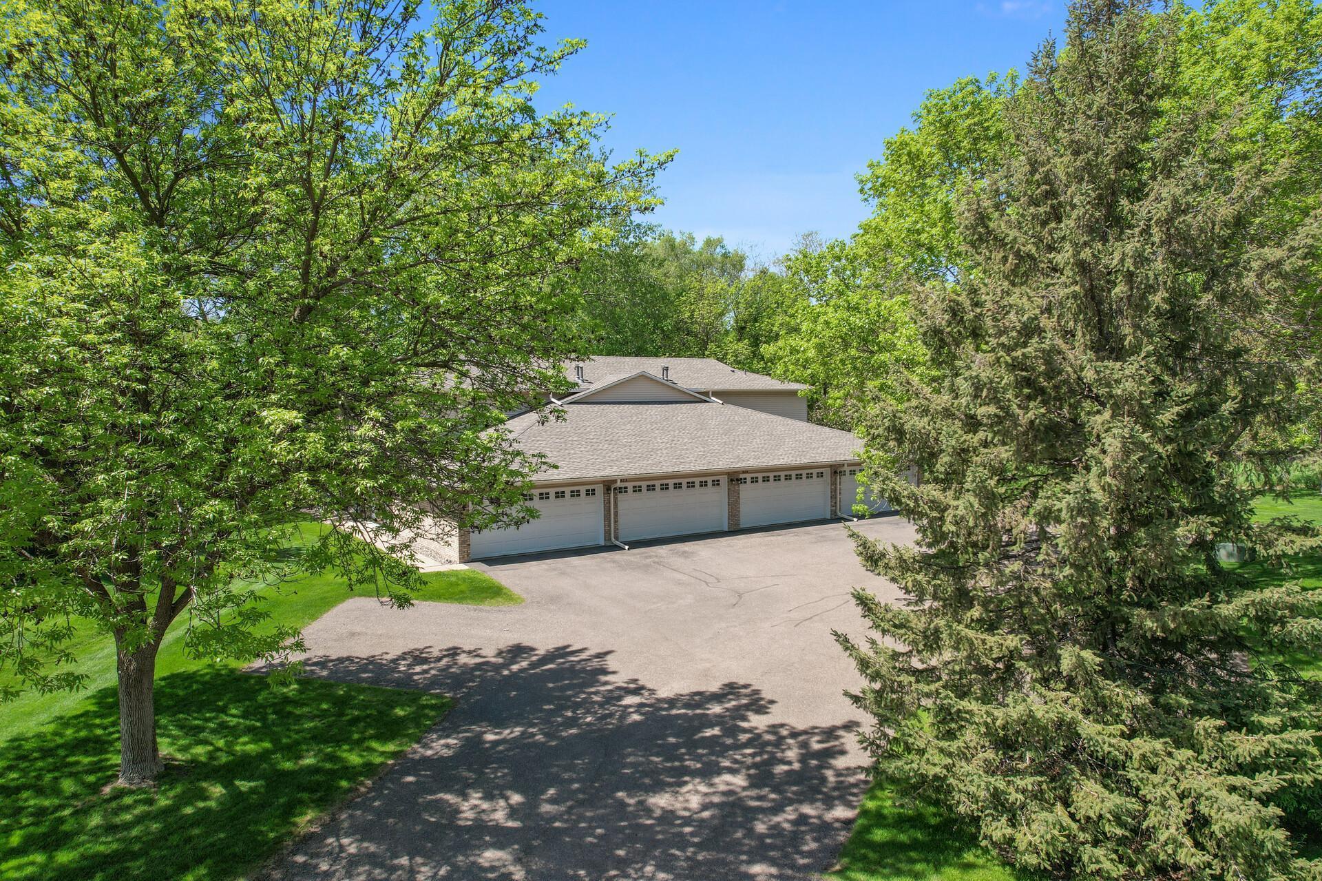 921 Pond View Court, Saint Paul, Minnesota image 37