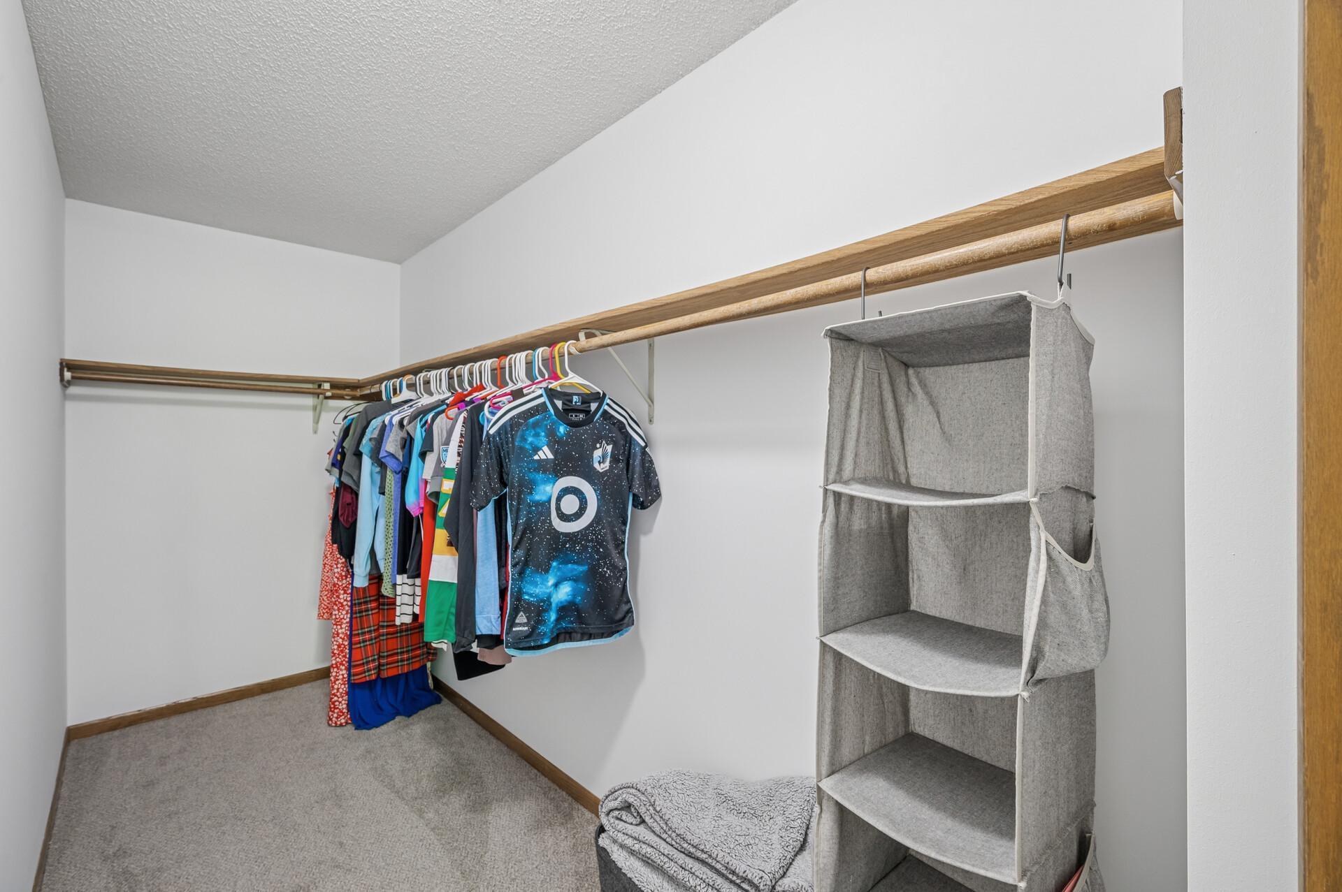 921 Pond View Court, Saint Paul, Minnesota image 17