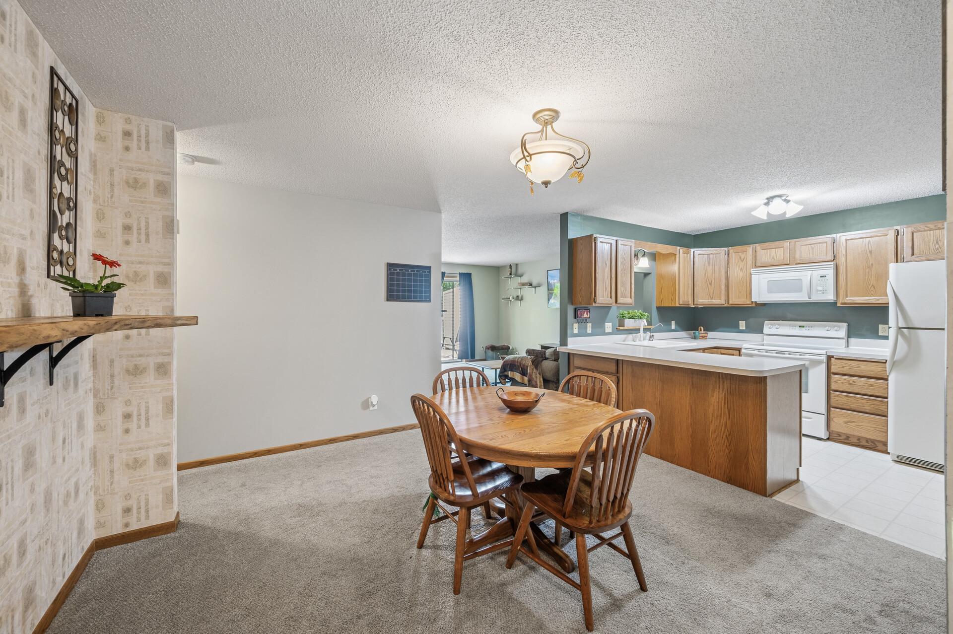 921 Pond View Court, Saint Paul, Minnesota image 5