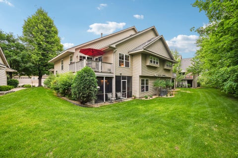 Townhouse For Sale - 1026 Saint Johns Bay<br/> Woodbury, MN 55129