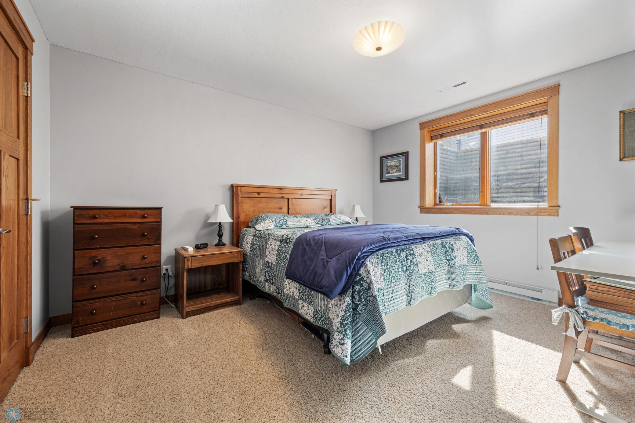 4146 Houkom Court, Fargo, North Dakota image 30