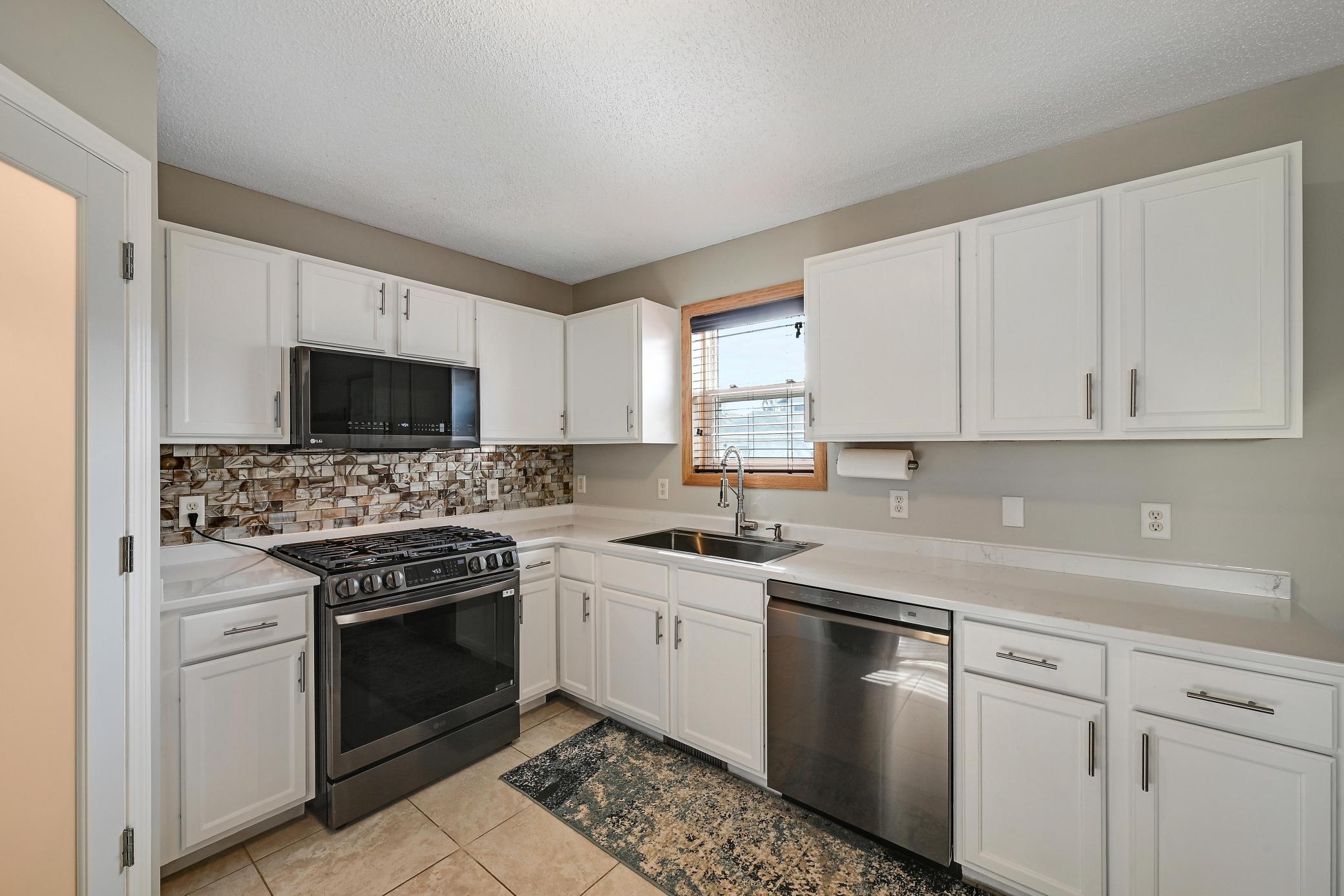 1337 Knox Avenue, Minneapolis, Minnesota image 12