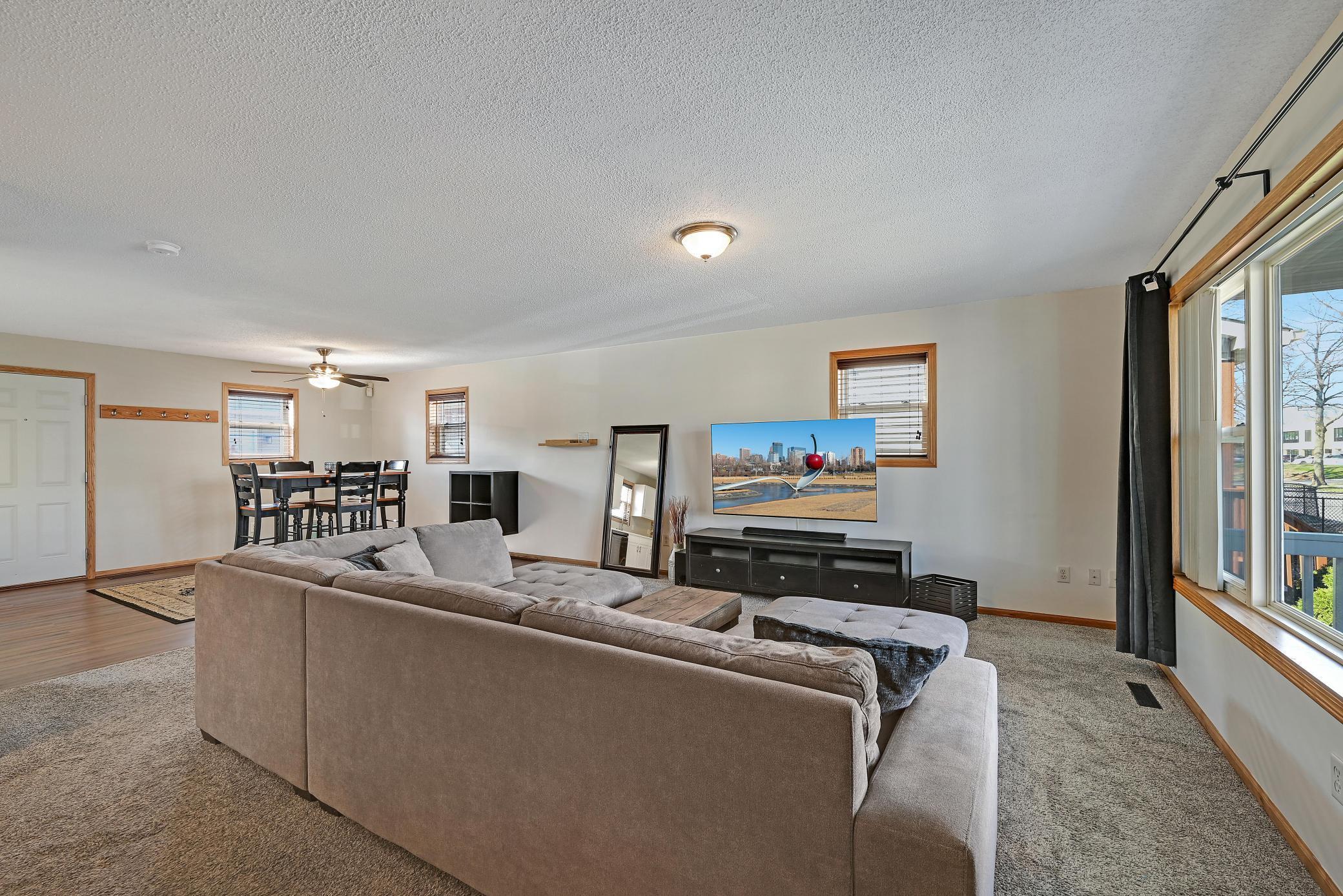 1337 Knox Avenue, Minneapolis, Minnesota image 3