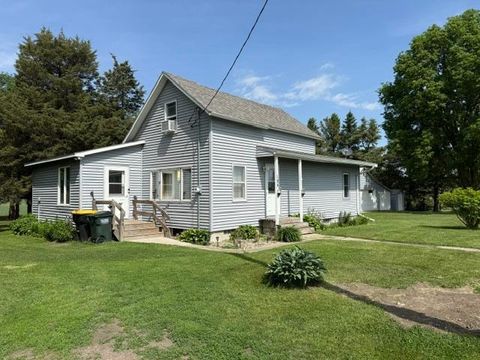 Homes For Sale - 106 Boulevard Street<br/> Redwood County, Belview, MN 56214