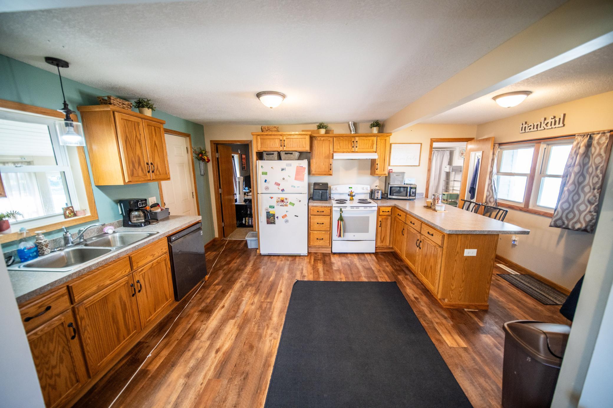 600 2nd Avenue, Pine Island, Minnesota image 7