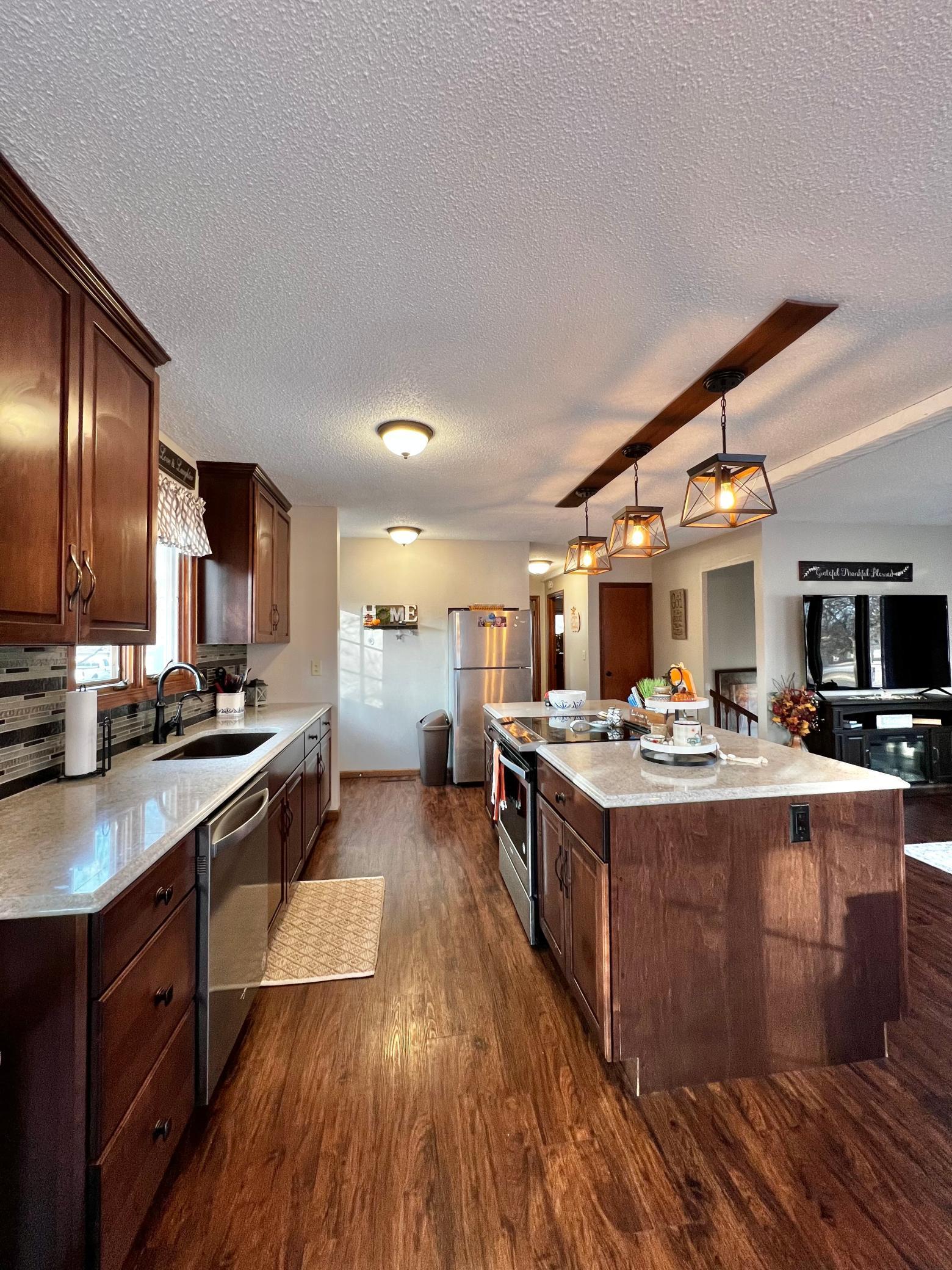 1321 N 4th Street, Montevideo, Minnesota image 12