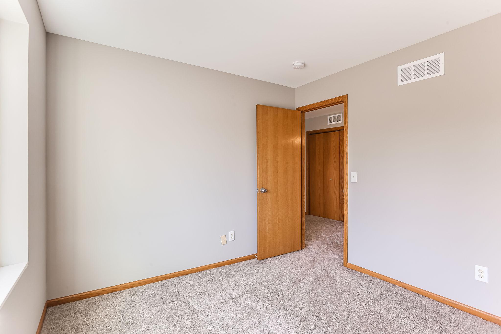 318 Wilderness Drive, Chaska, Minnesota image 20