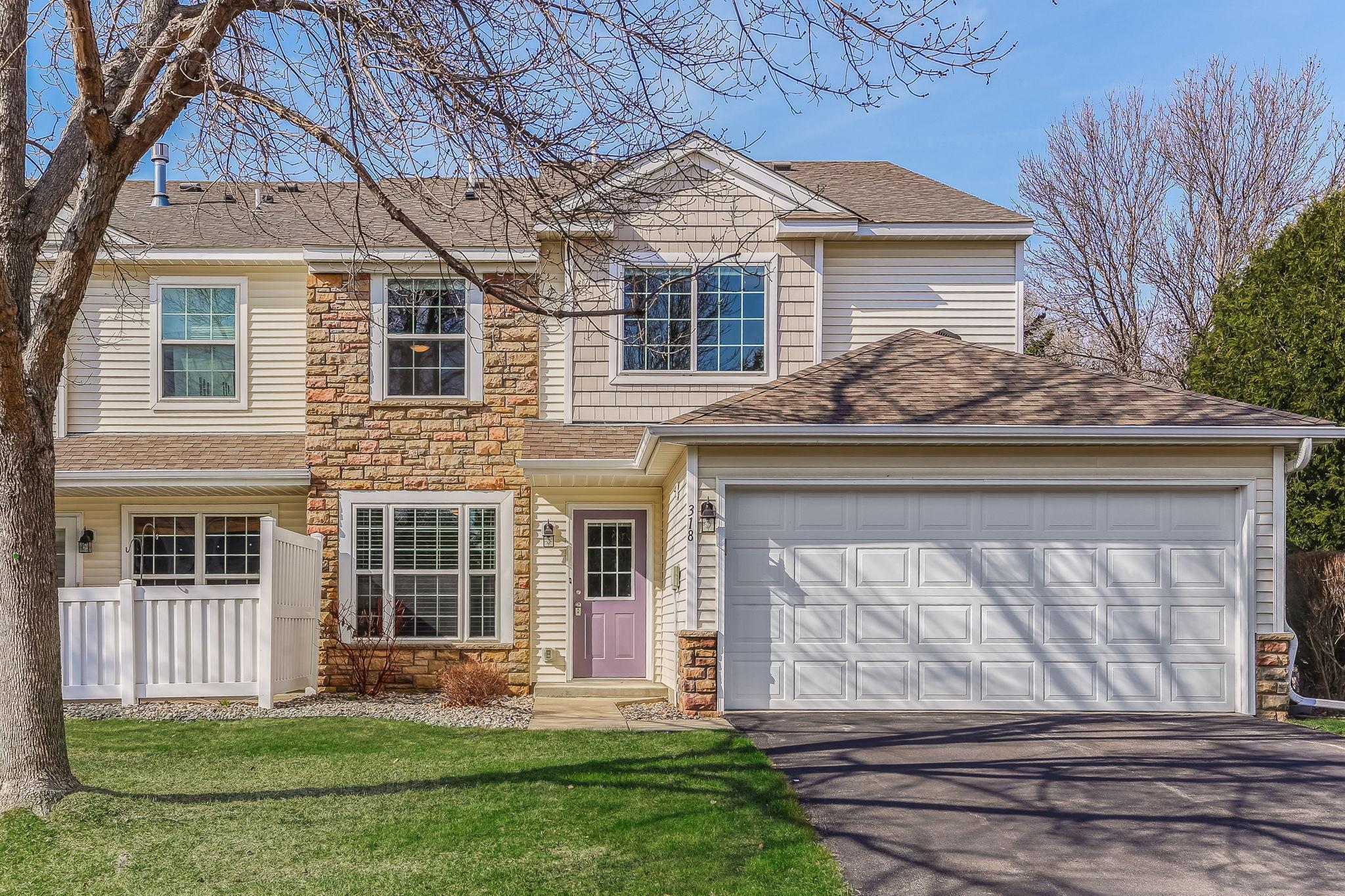 318 Wilderness Drive, Chaska, Minnesota image 1