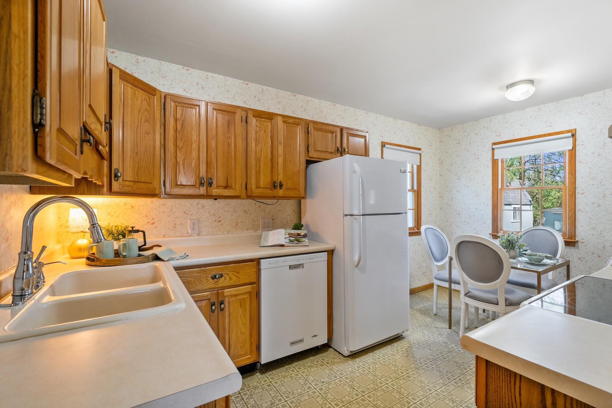 1645 Rose Place, Saint Paul, Minnesota image 8