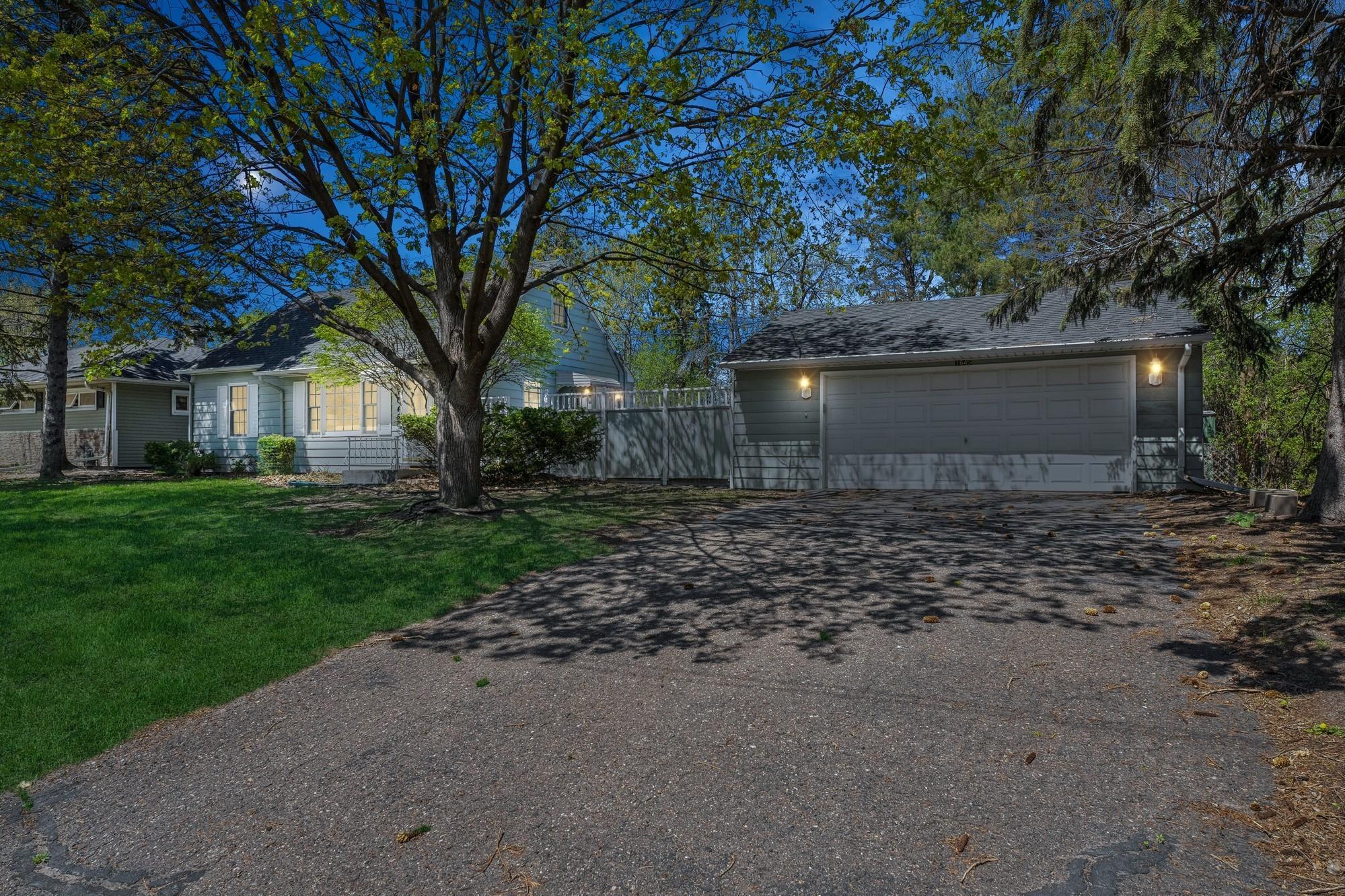 1645 Rose Place, Saint Paul, Minnesota image 4