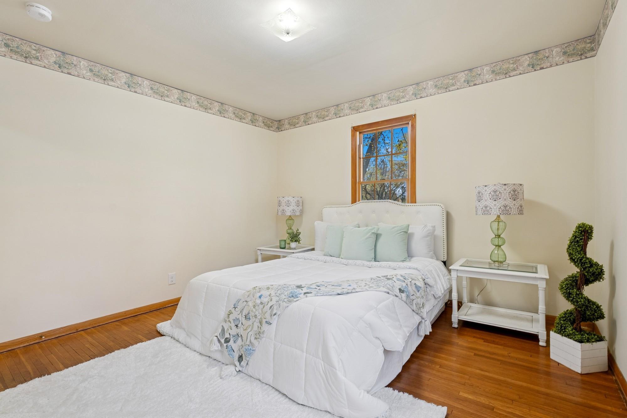 1645 Rose Place, Saint Paul, Minnesota image 12