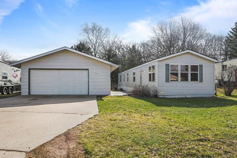 Homes For Sale - 405 Edgar Place<br/> Rice County, Faribault, MN 55021