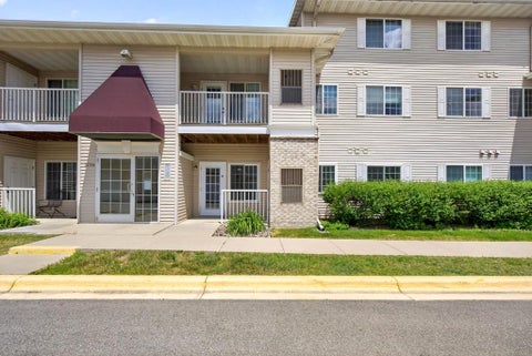Condo For Sale - 3714 9th Street<br/> Olmsted County, Rochester, MN 55901