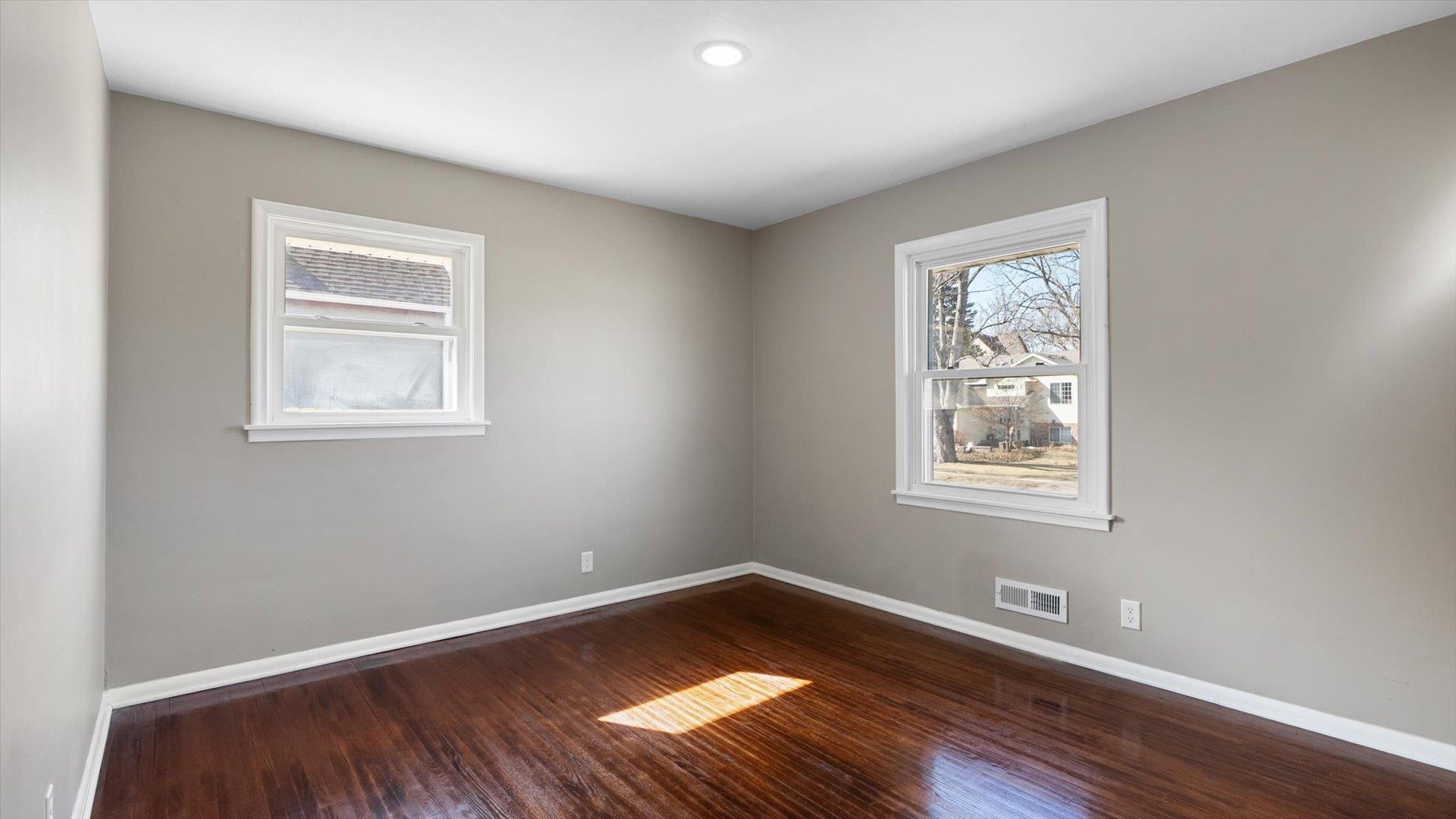 4757 6th Street, Minneapolis, Minnesota image 11