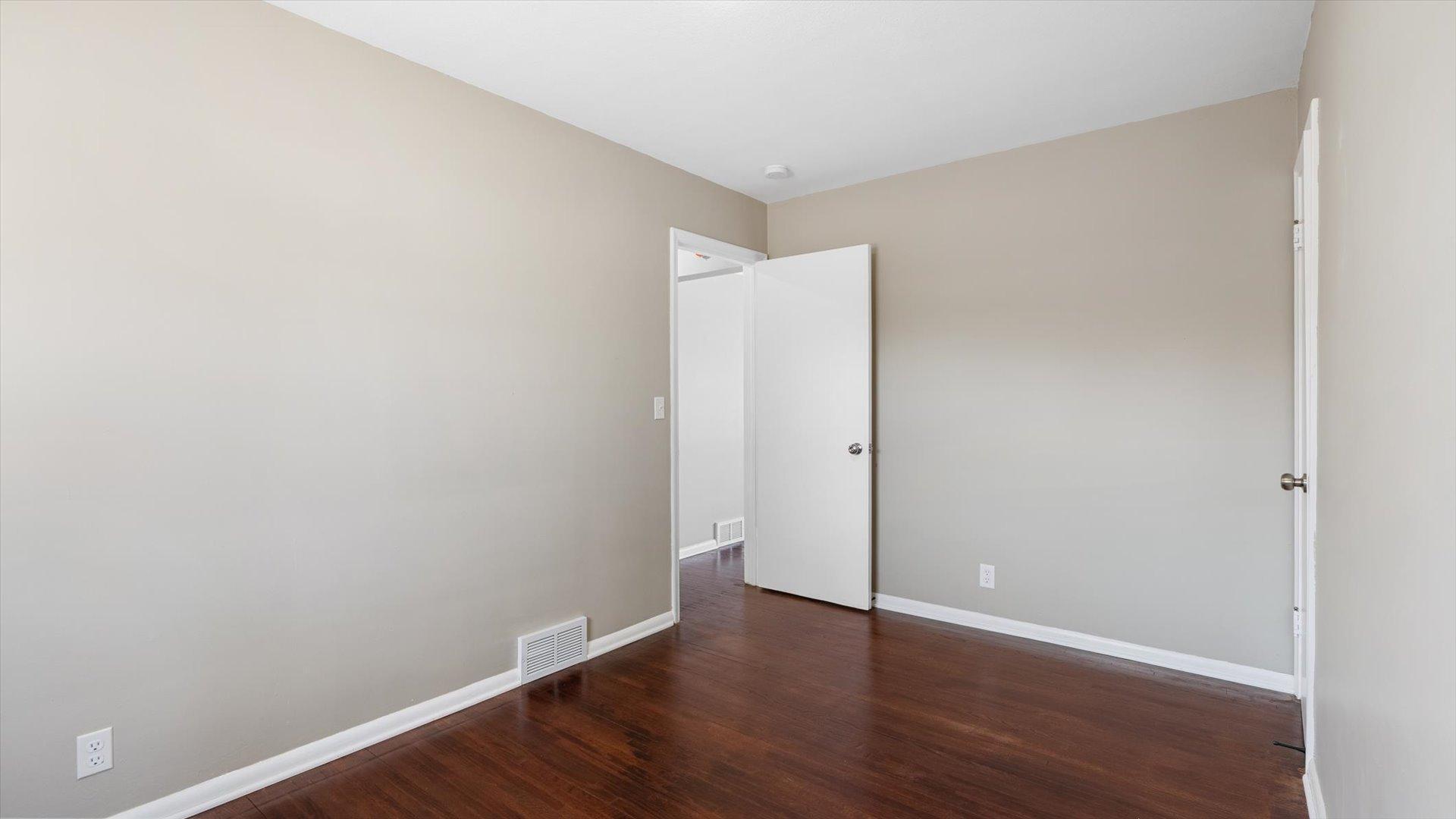 4757 6th Street, Minneapolis, Minnesota image 8
