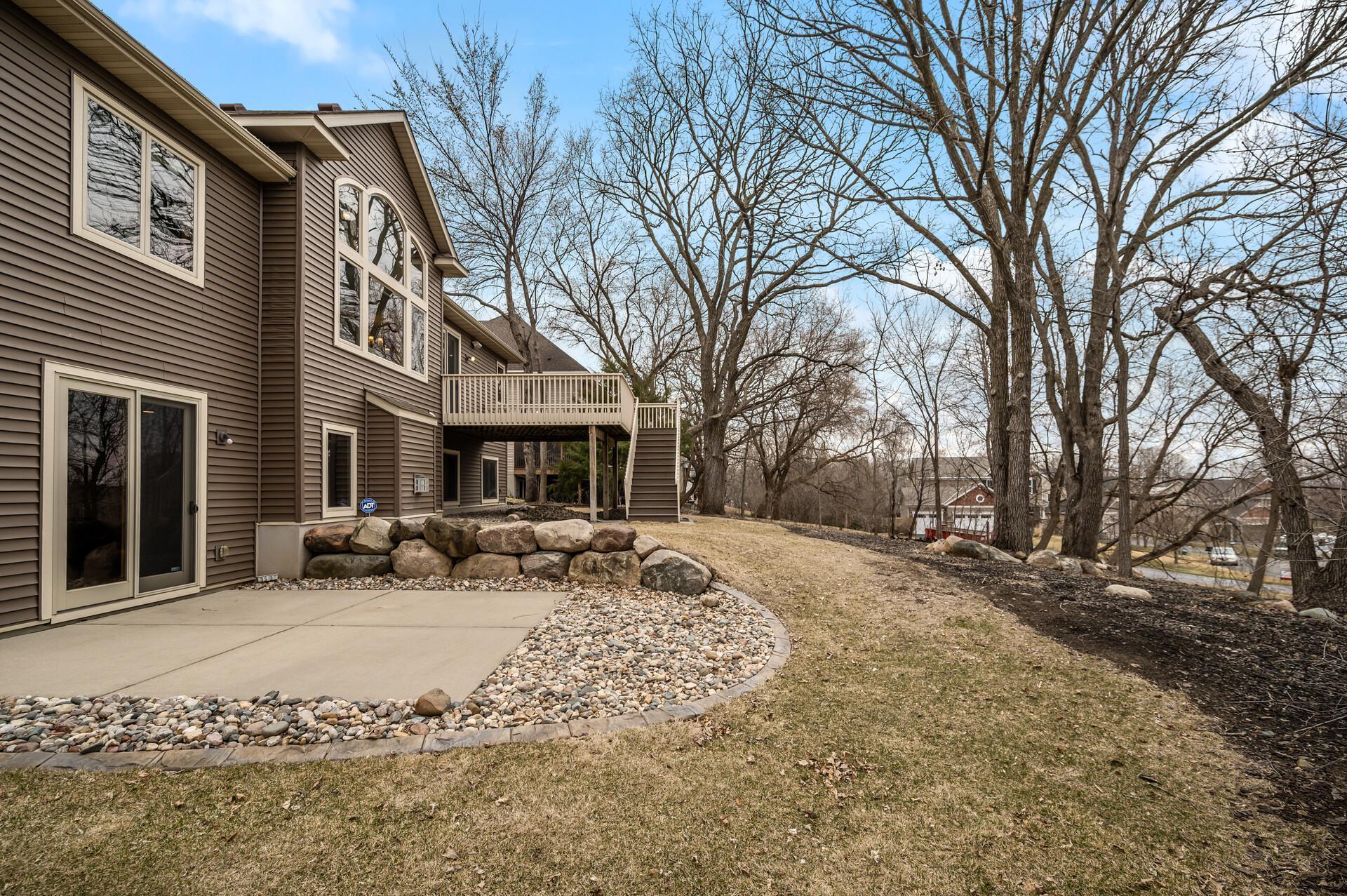 8429 Moraine Circle, Shakopee, Minnesota image 25
