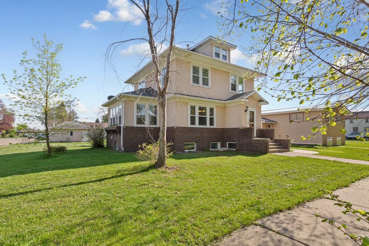 205 2nd Street, Blooming Prairie, Minnesota image 2