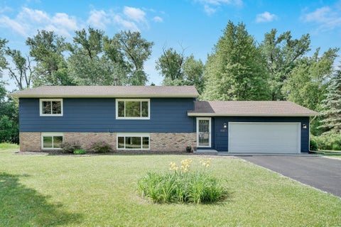 Homes For Sale - 900 James Street<br/> Circle Pines, MN 55014