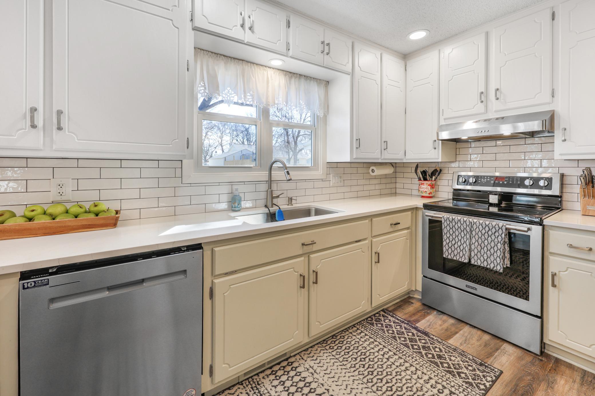 705 Southview Drive, Hutchinson, Minnesota image 11