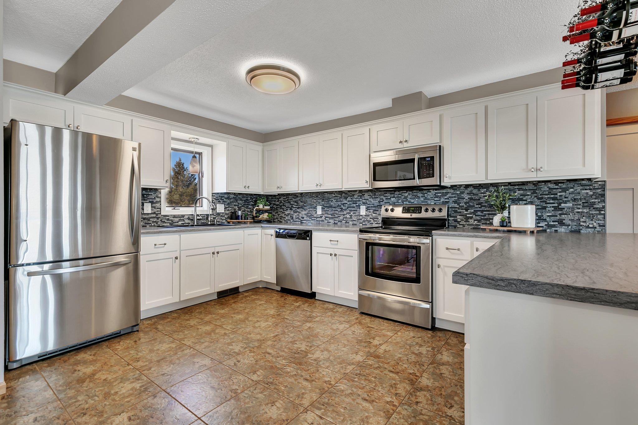 21008 654th Avenue, Litchfield, Minnesota image 7