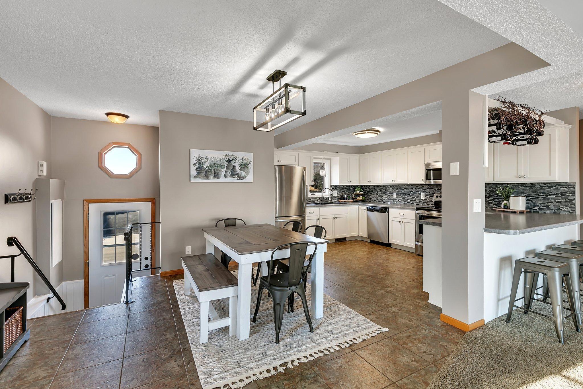 21008 654th Avenue, Litchfield, Minnesota image 6