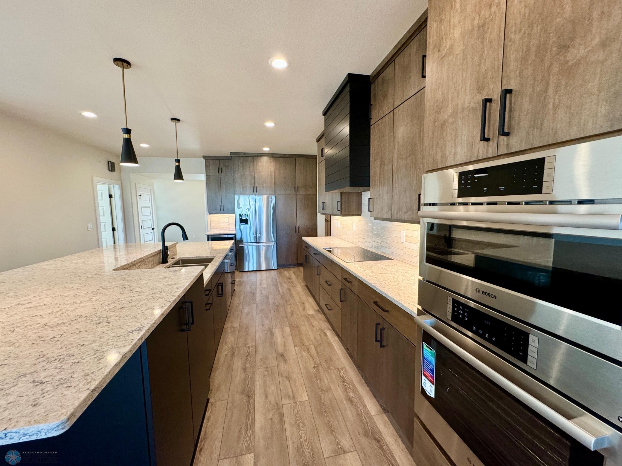 West Fargo, North Dakota 58078, United States, 3 Bedrooms Bedrooms, ,3 BathroomsBathrooms,Residential,Pending,49815