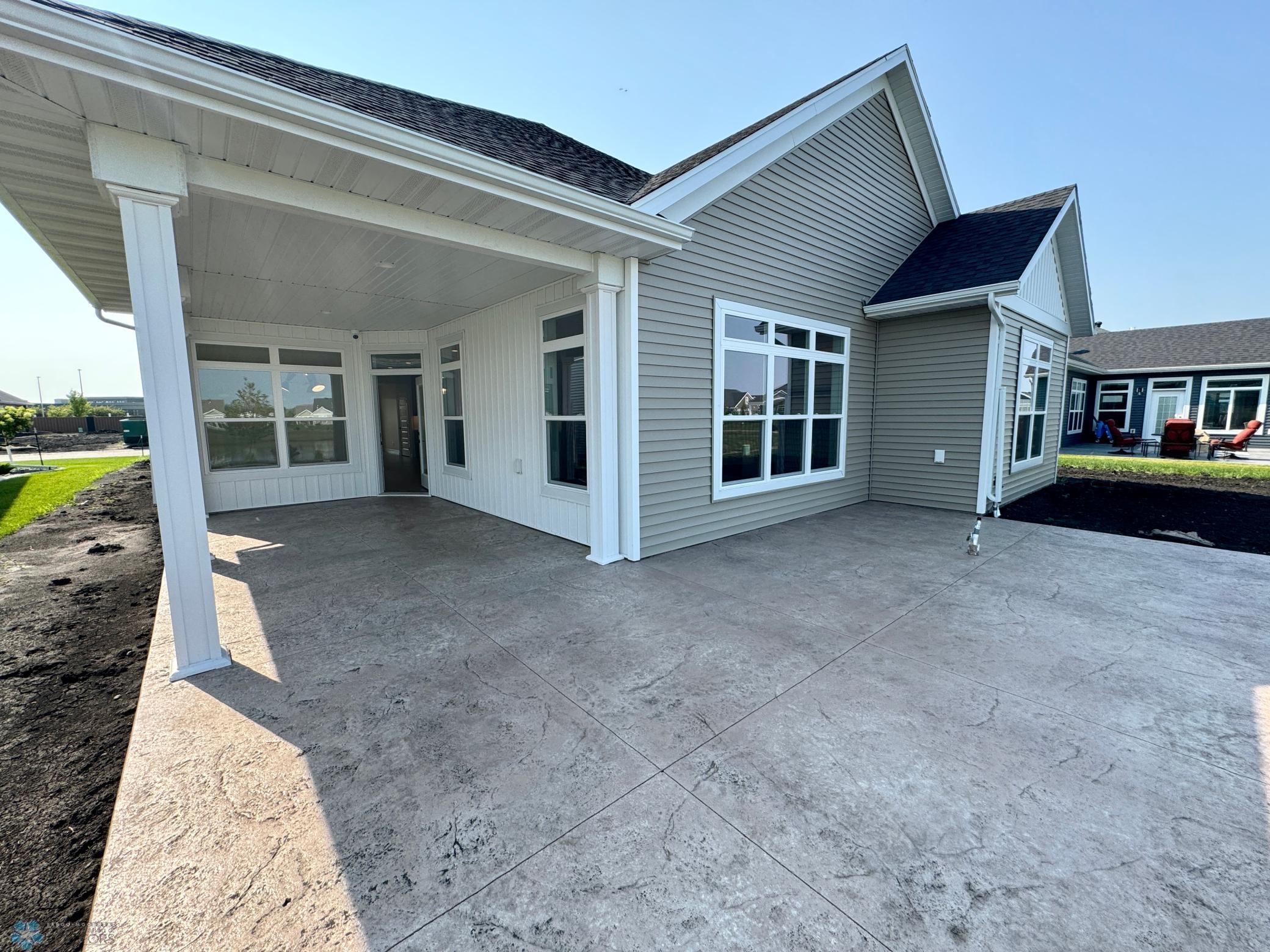 West Fargo, North Dakota 58078, United States, 3 Bedrooms Bedrooms, ,3 BathroomsBathrooms,Residential,Pending,49815