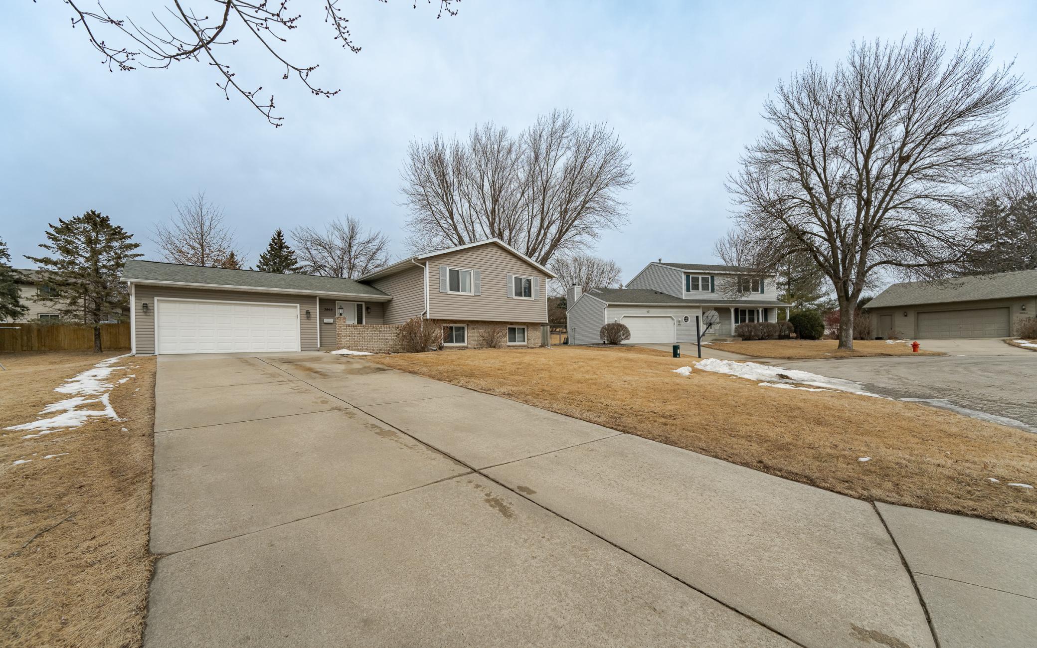 3863 Chesapeake Lane, Rochester, Minnesota image 38