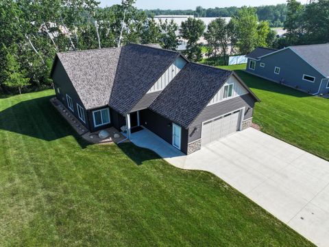 Homes For Sale - 250 Rodeo Road<br/> Douglas County, Alexandria, MN 56308
