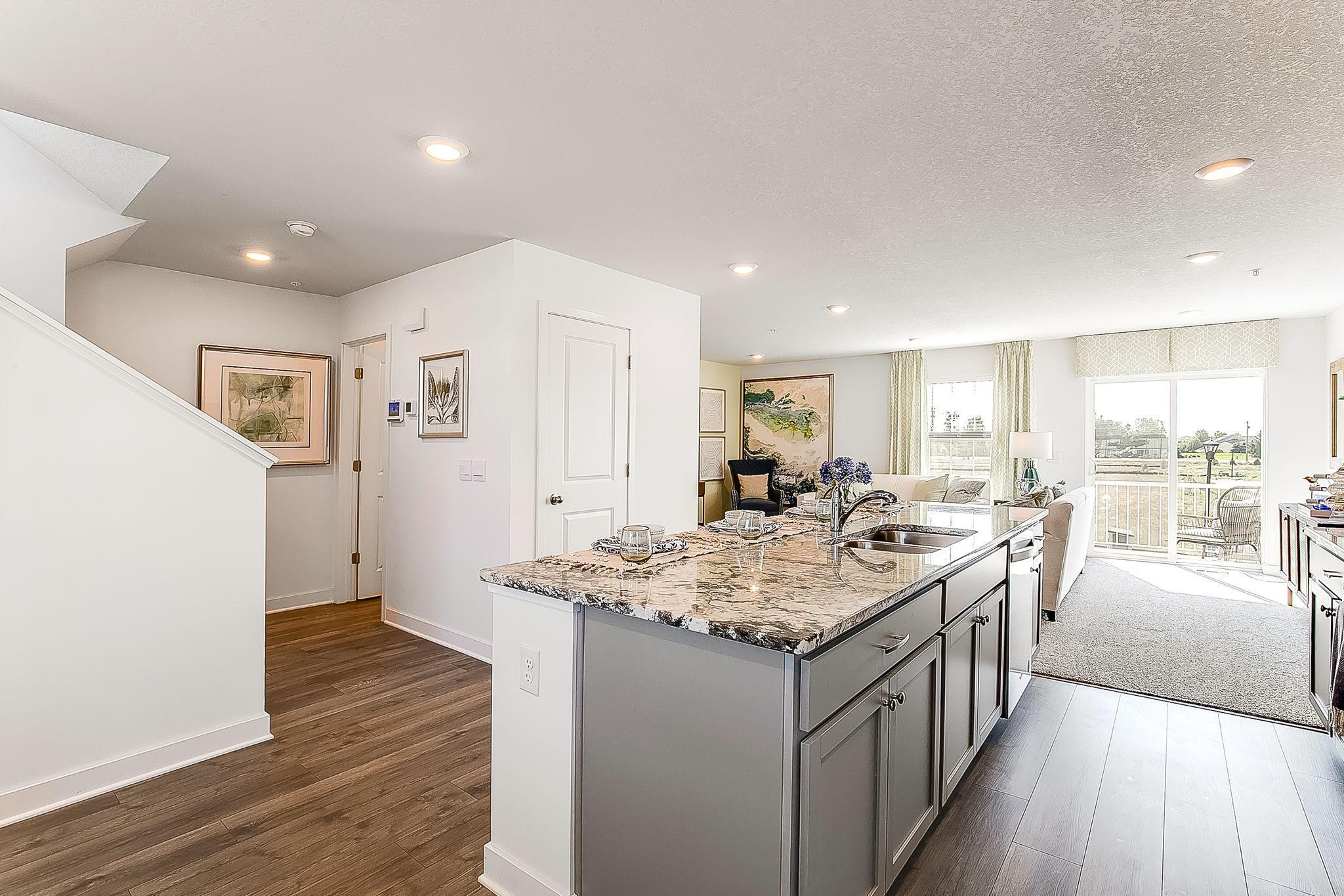 6724 Hinterland Trail, Cottage Grove, Minnesota image 3