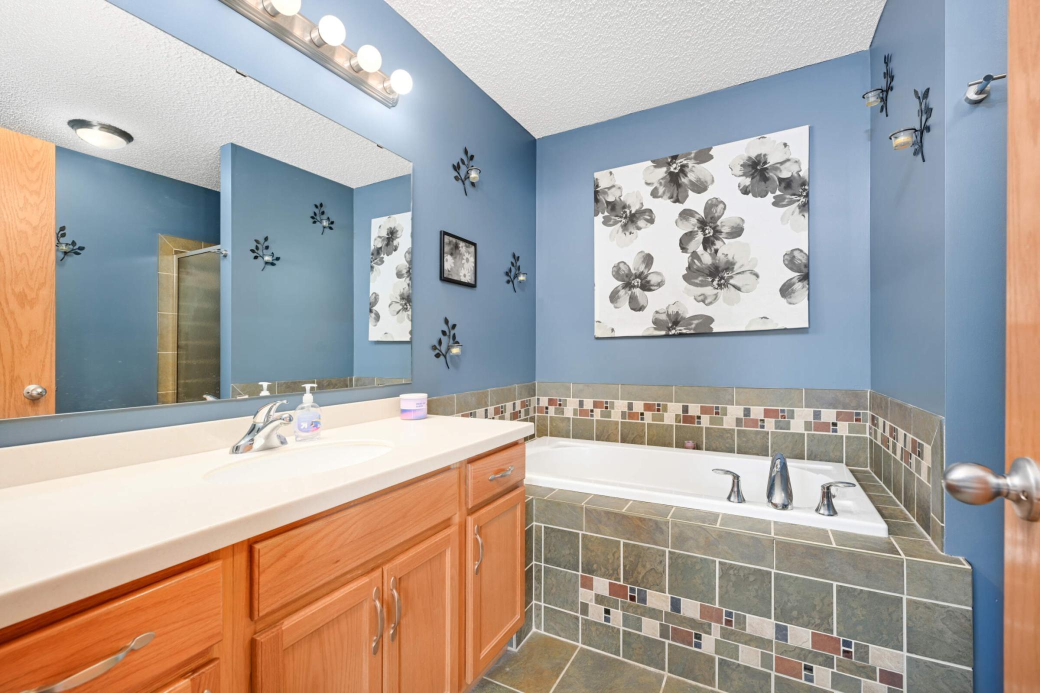 20543 Keystone Avenue, Lakeville, Minnesota image 11