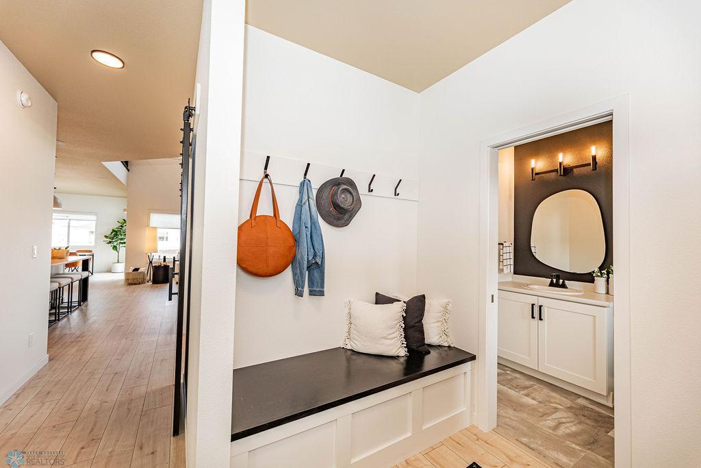 Horace, North Dakota 58047, United States, 4 Bedrooms Bedrooms, ,3 BathroomsBathrooms,Residential,Active,198275