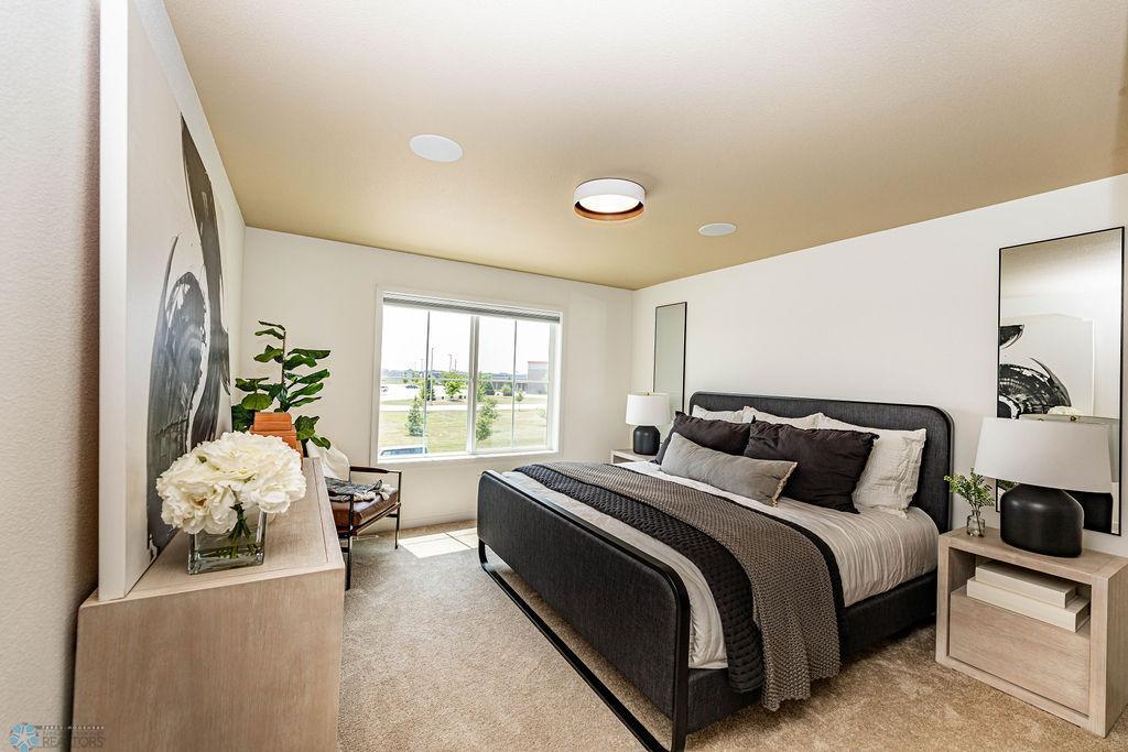 Horace, North Dakota 58047, United States, 4 Bedrooms Bedrooms, ,3 BathroomsBathrooms,Residential,Active,198275