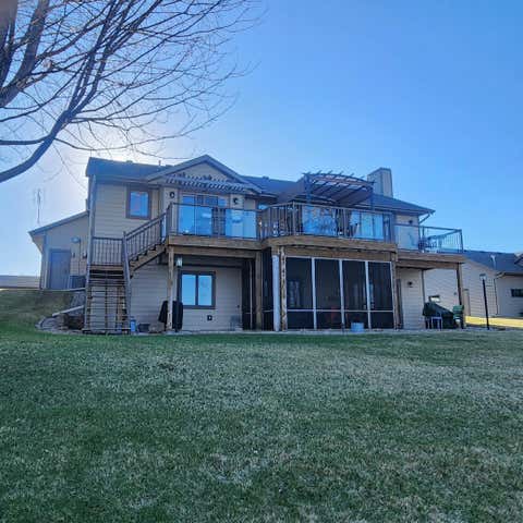 Homes For Sale - 408 E Lake Geneva Road<br/> Alexandria, MN 56308