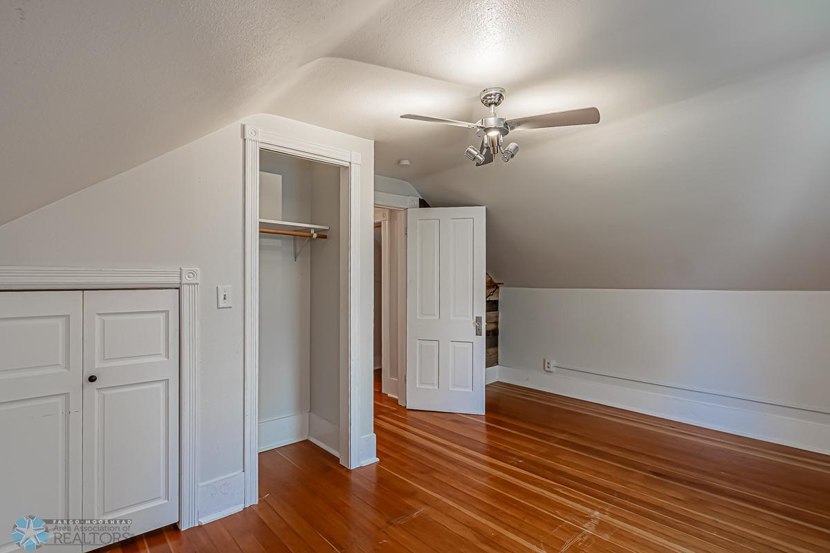 Moorhead, Minnesota 56560, United States, 4 Bedrooms Bedrooms, ,2 BathroomsBathrooms,Residential,Pending,55128