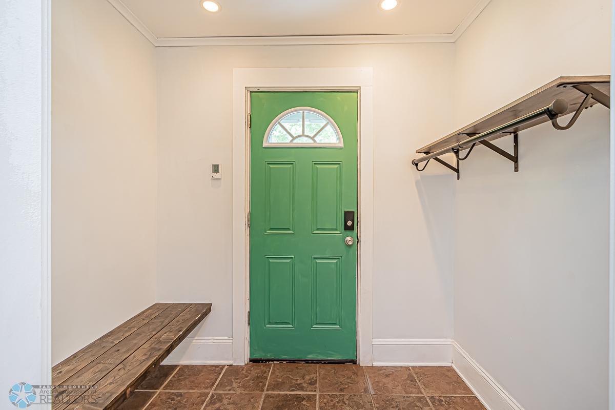 Moorhead, Minnesota 56560, United States, 4 Bedrooms Bedrooms, ,2 BathroomsBathrooms,Residential,Pending,55128