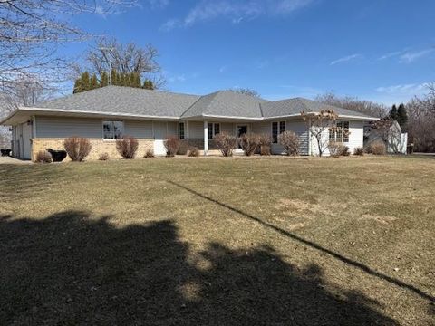 Homes For Sale - 23028 758th Avenue<br/> Freeborn County, Albert Lea, MN 56007