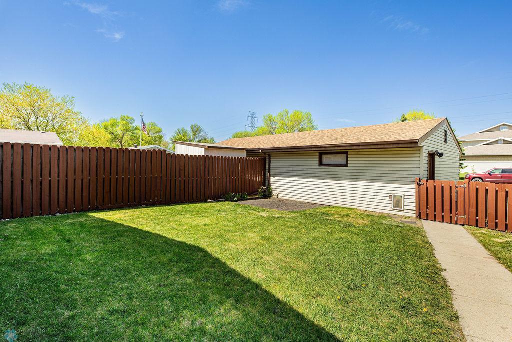 2199 2nd Avenue, West Fargo, North Dakota image 25