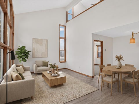 Townhouse For Sale - 820 9th Street<br/> Farmington, MN 55024
