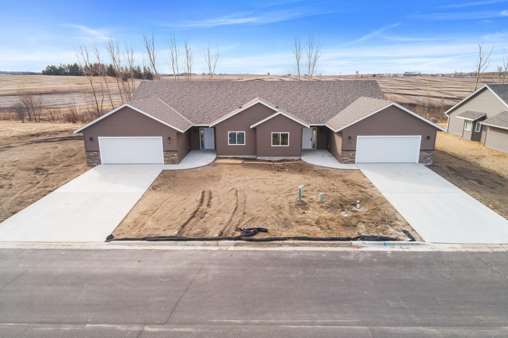 1231 21st Street, Faribault, Minnesota image 2