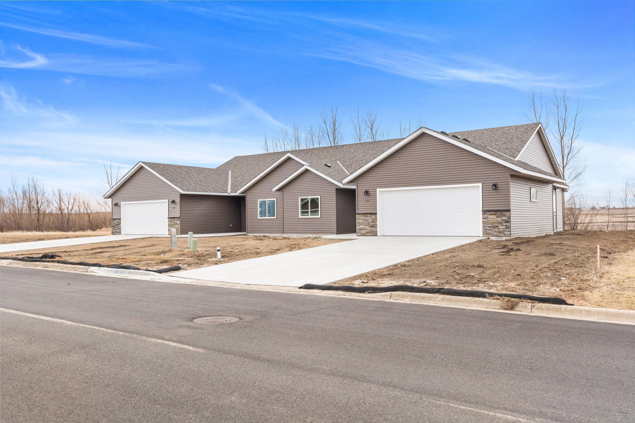 1231 21st Street, Faribault, Minnesota image 1