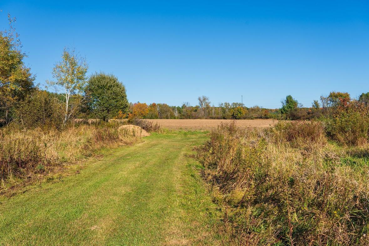 850th Avenue, Menomonie, Wisconsin image 13
