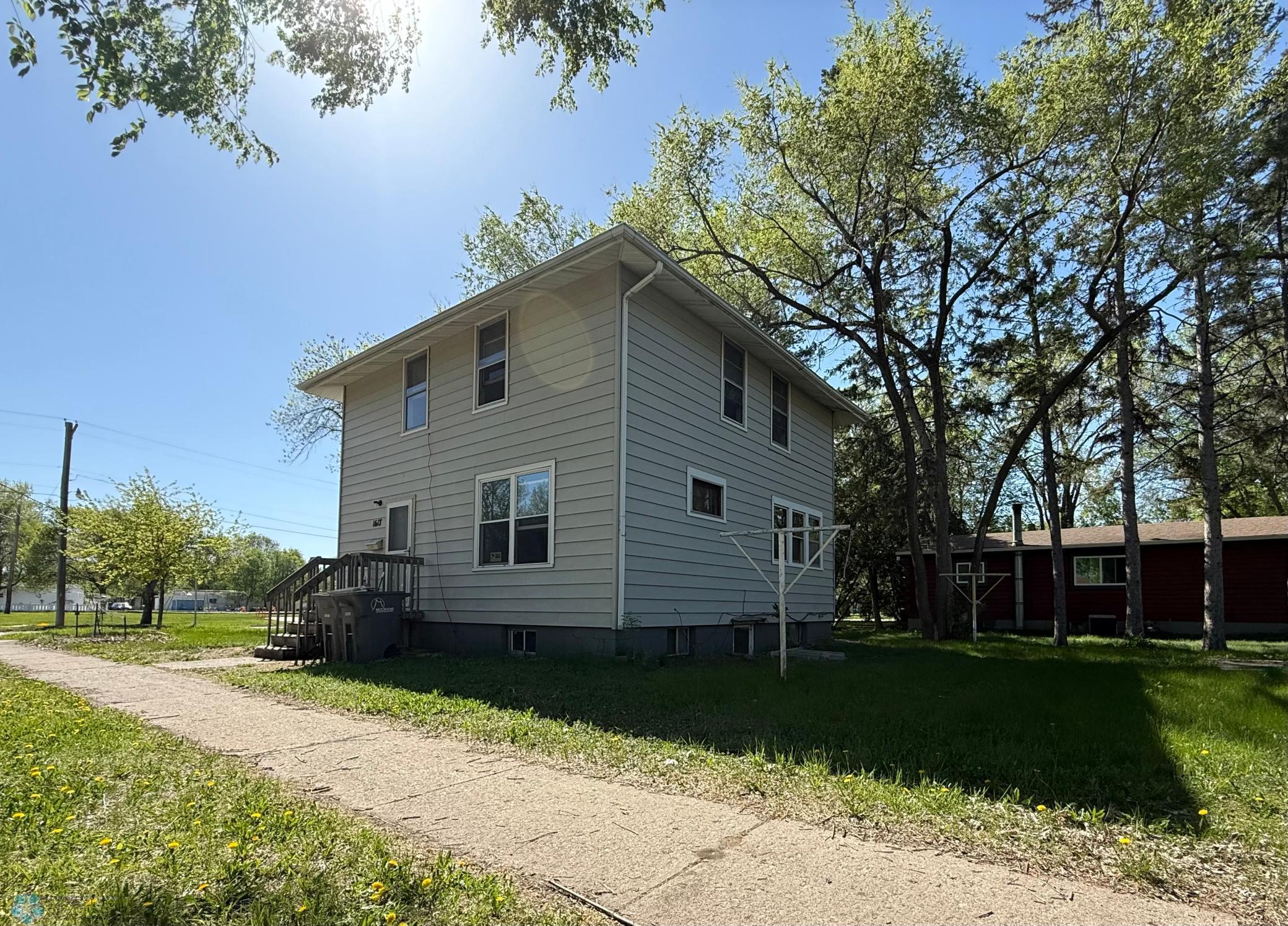 1617 3rd Avenue, Moorhead, Minnesota image 2